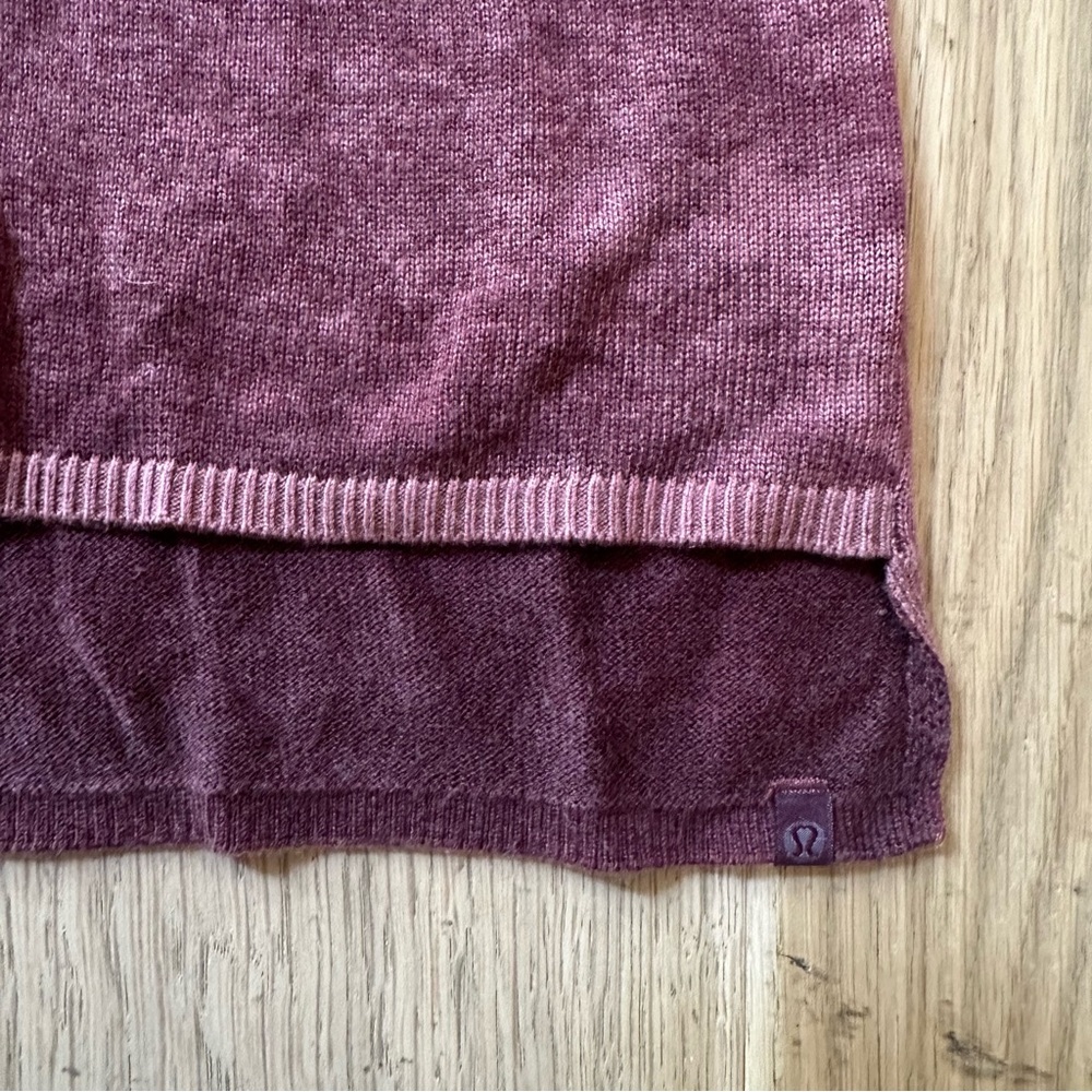 Lululemon Cashlu V-Neck Sweater
Red Merlot / Spiced Chai - Picture 6 of 8
